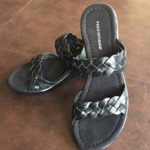 Predictions Sandals